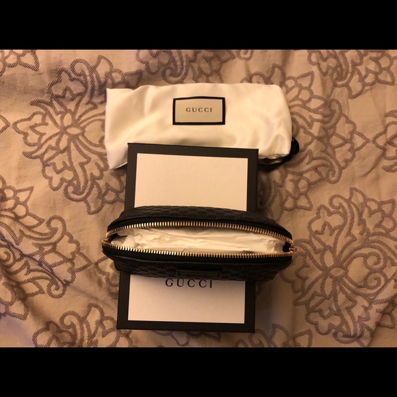 New Gucci GG Guccissima Leather Cosmetic Bag Black - Picture 4 of 5